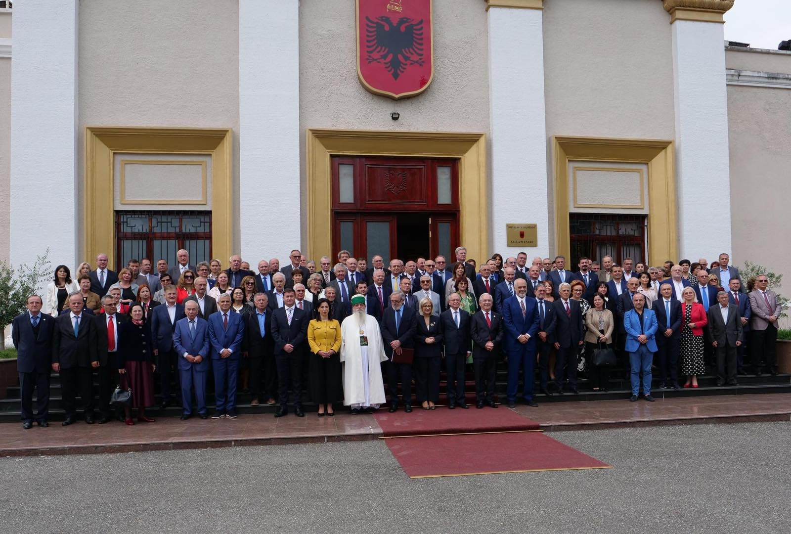 U shënua 50-vjetori i themelimit të Akademisë së Shkencave të Shqipërisë